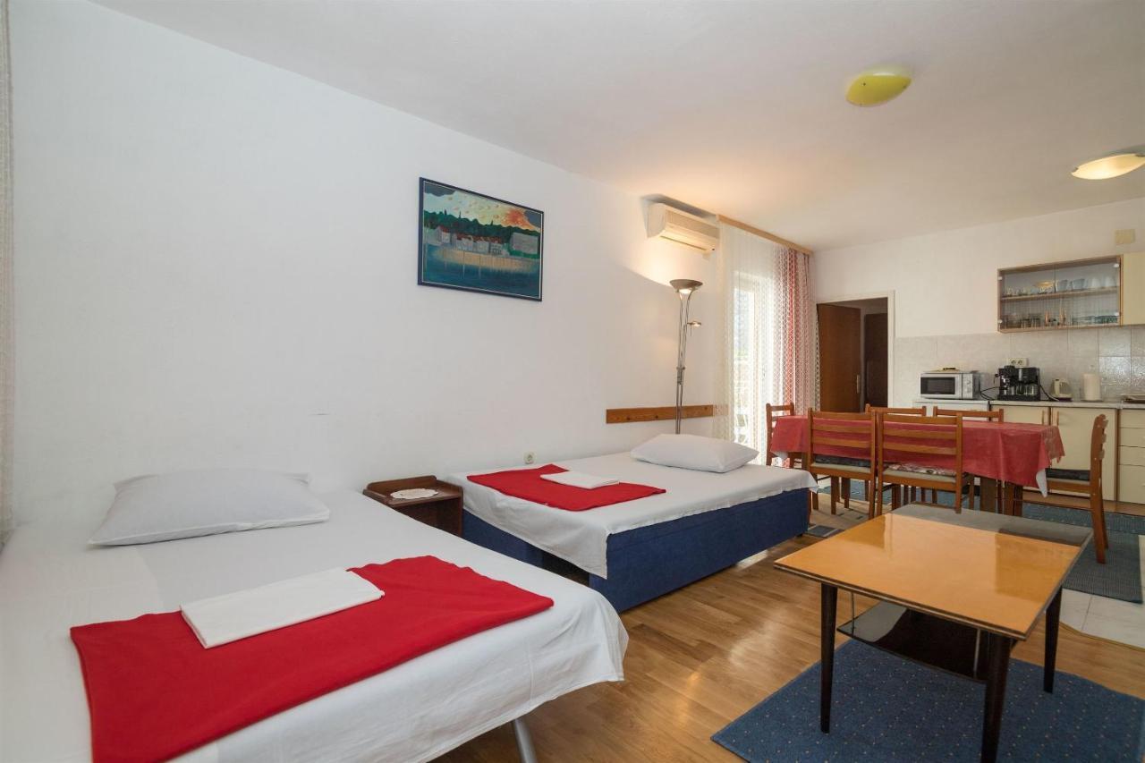Apartment Ante Tonci Makarska Exterior photo