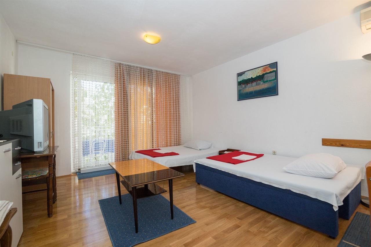 Apartment Ante Tonci Makarska Exterior photo